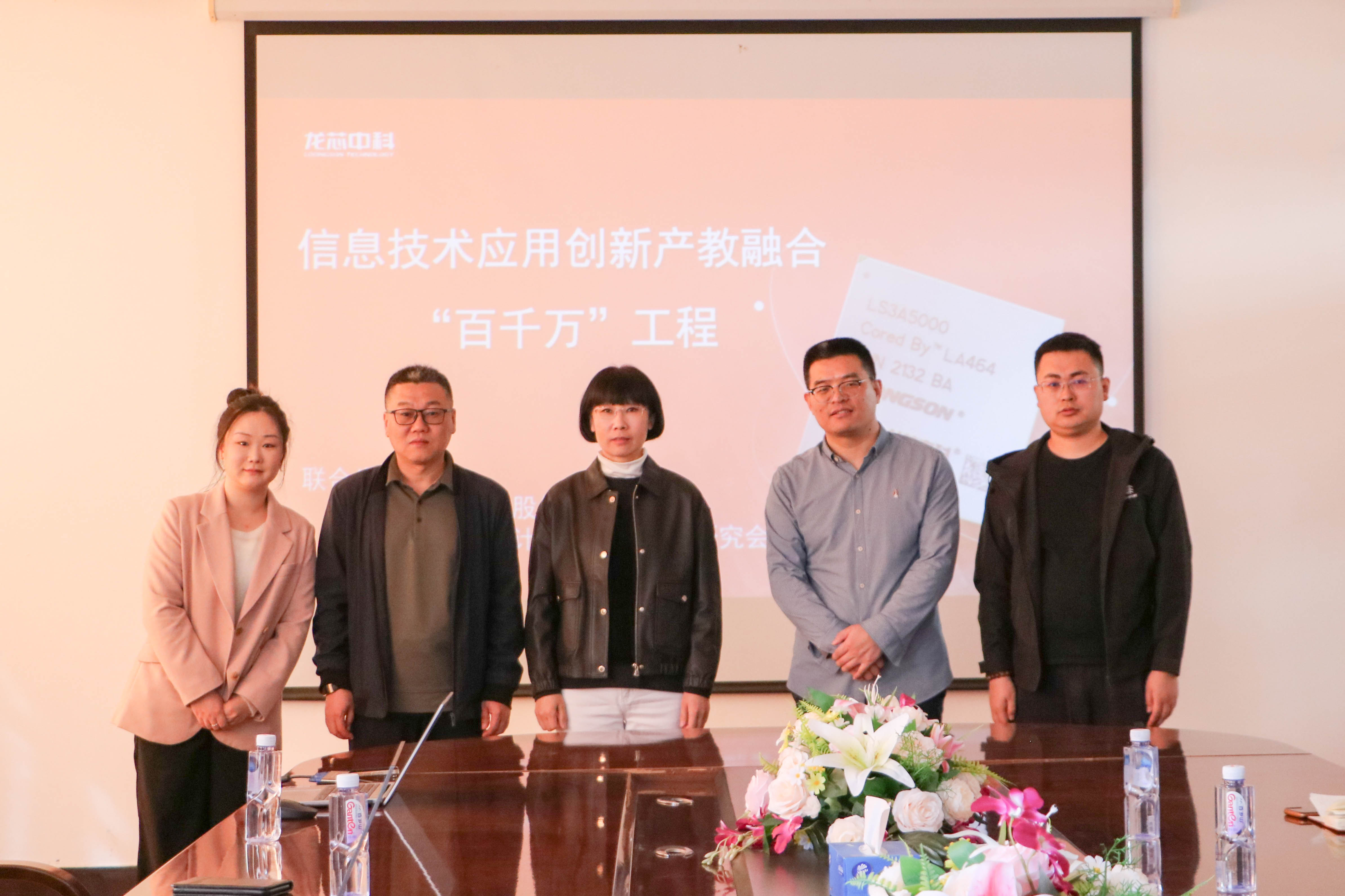 IMG_1722-1.jpg IMG_1722-1.jpg