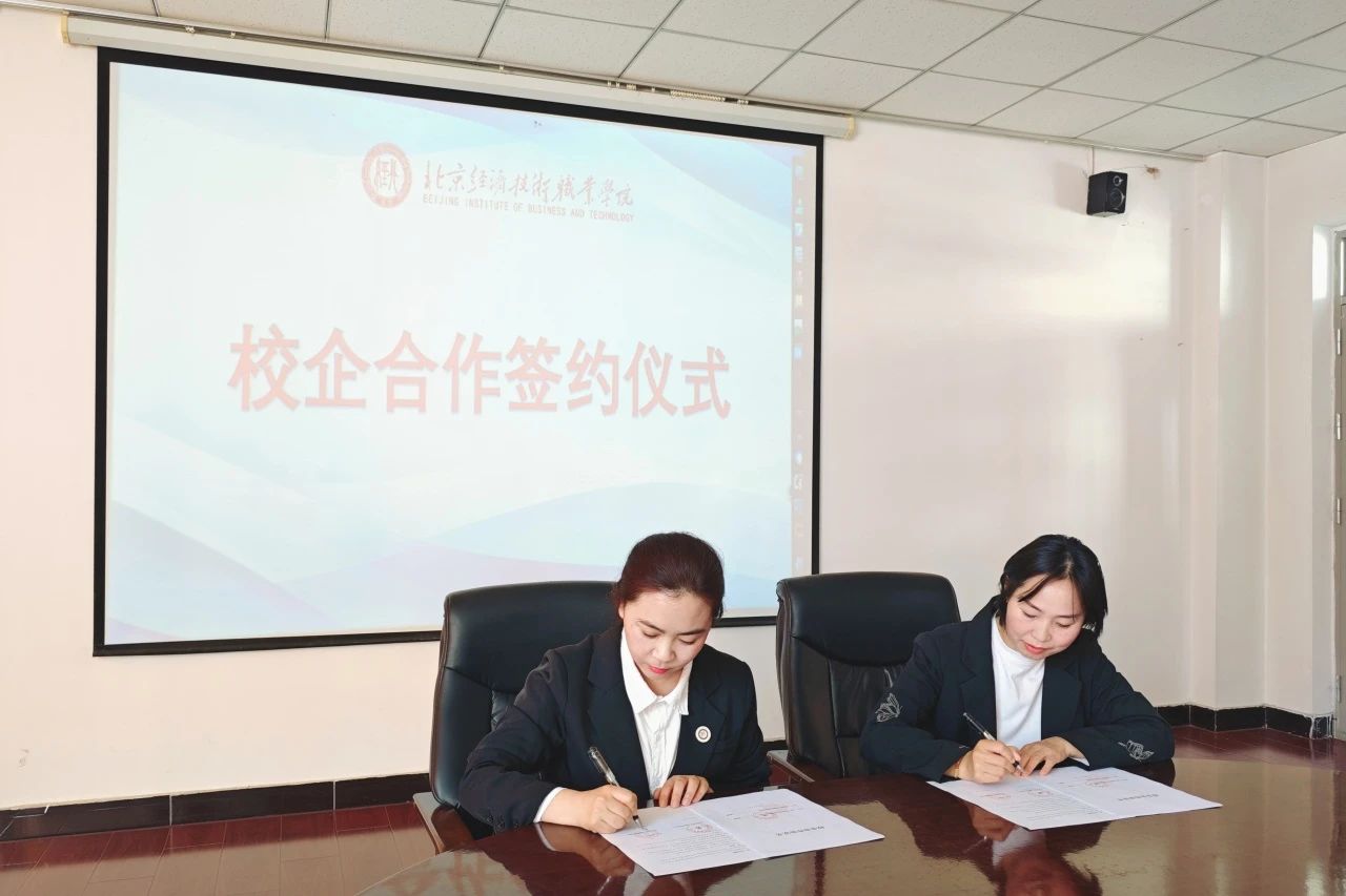 935a85304ffea3ebbb8e9c72e713accf.jpg 935a85304ffea3ebbb8e9c72e713accf.jpg