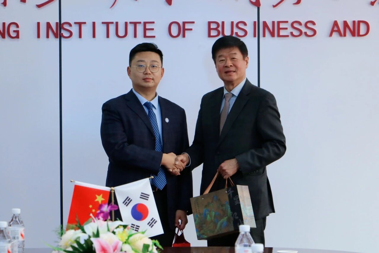 微信图片_2025-11-14_143819_041.jpg 微信图片_2025-11-14_143819_041.jpg